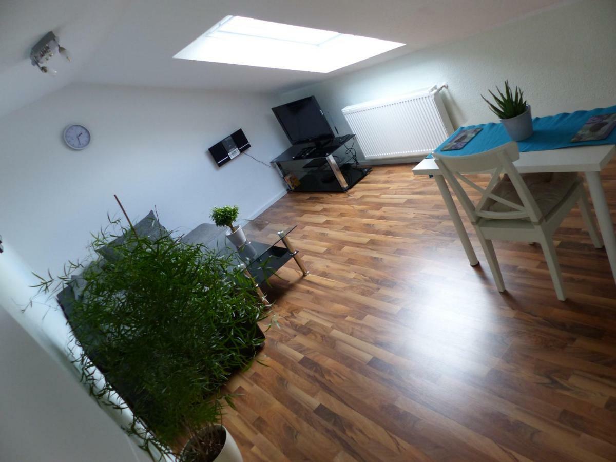 Schoene Komplette Ferienwohnung In Wesel Везел Екстериор снимка